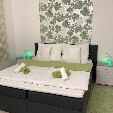 Frezia Apartman Makó Exteriör bild
